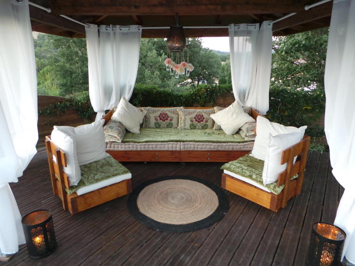 Appartement Vue Montagne Gareoult Bagian luar foto