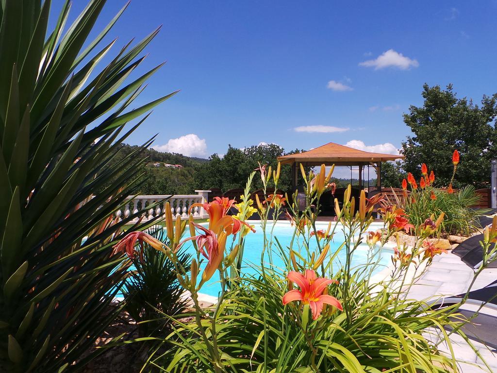 Appartement Vue Montagne Gareoult Bagian luar foto